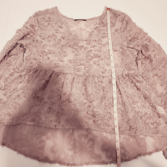 Mauve Sheer Floral Eyelash Babydoll Bell Sleeve Vneck Blouse - Picture 3 of 8